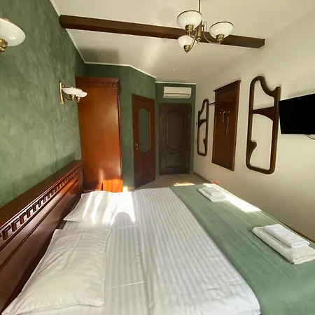 39 Ξενοδοχείο Λβιβ